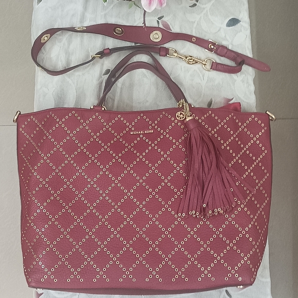 Authentic Michael Kors Brooklyn Limited Edition Large Tote - Picture 2 of 13